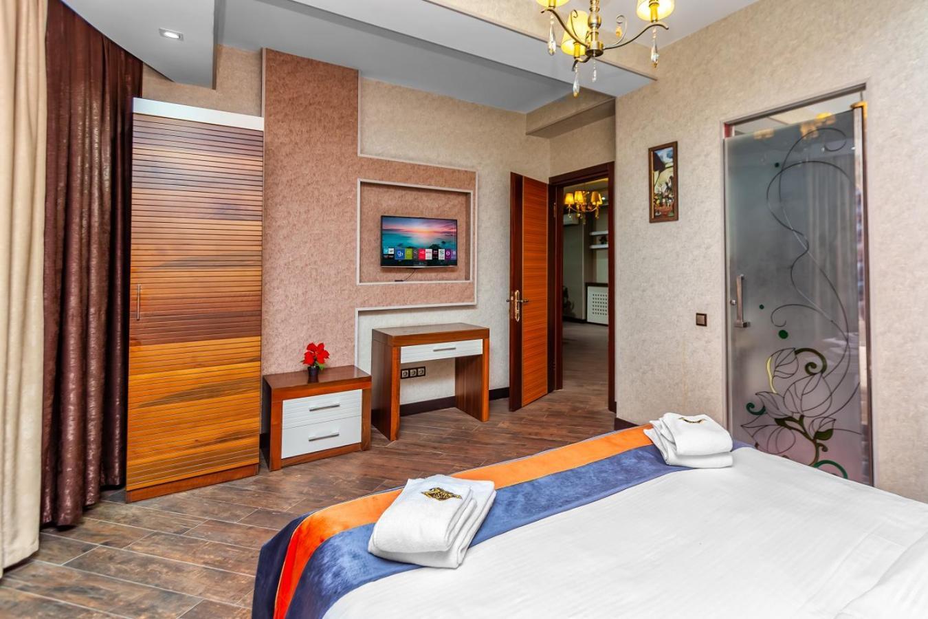 Manor Luxury Hotel Baku Exterior photo